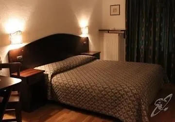 Hotel Stambecco